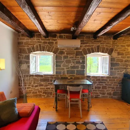 Casa Leonarda, Old Authentic Istrian Stone House Near Motovun, Istria Zamask