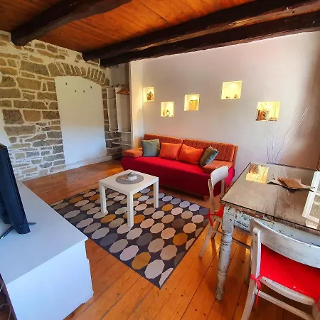 Casa Leonarda, Old Authentic Istrian Stone House Near Motovun, Istria Holiday home
