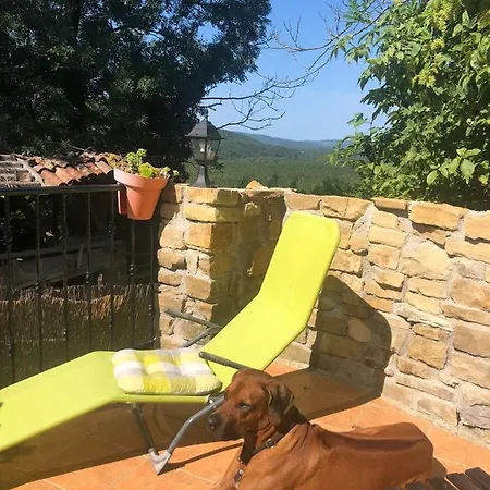 Casa Leonarda, Rustic Istrian Stone House, Nature, Peace And Hilltop Views, Near Motovun *