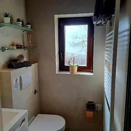 Casa Leonarda, Rustic Istrian Stone House, Nature, Peace And Hilltop Views, Near Motovun