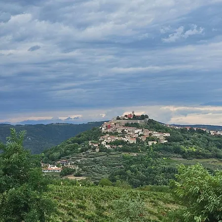 Casa Leonarda - Stone House Near Motovun In Central Istria, Terrace With Views 펜션